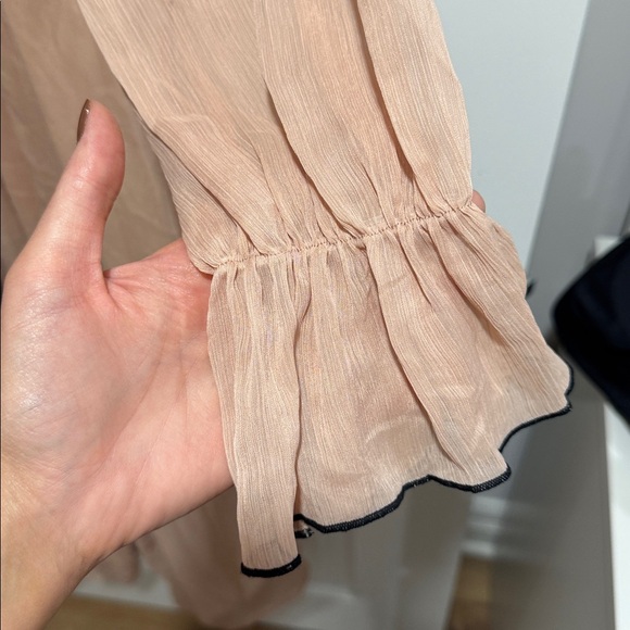 Zara ruffle dress with bows - Picture 7 of 8